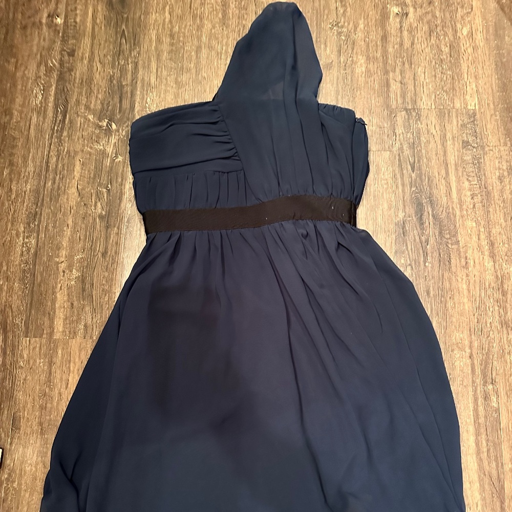 Vince camuto size 4 dress